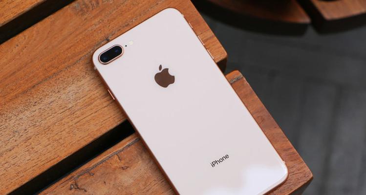 iPhone7的防水性能测试与评价（全面水密封设计，为你带来更多可能性）