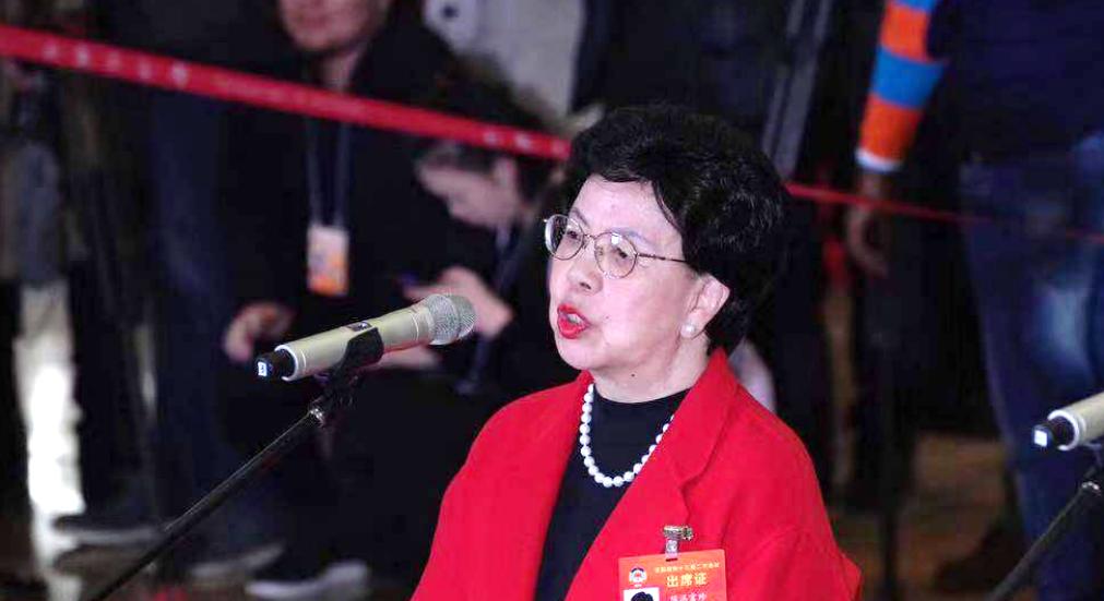探索玉兔号未来之路（玉兔号技术更新与任务规划一览）