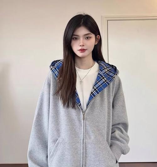 M823手机评测——性能优异，设计精美（一款值得拥有的高性价比手机）