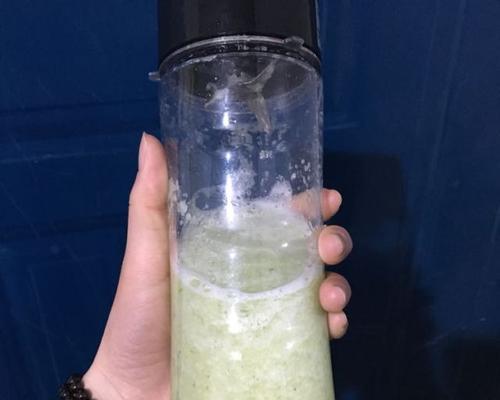 以三的榨汁机材质的优劣与选择（为您解读三种榨汁机材质，挑选适合您的产品）