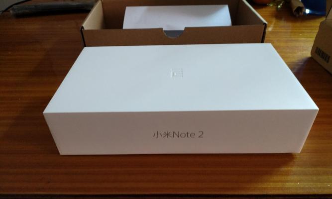 小米Note2信号强劲稳定，让通信畅行无阻（一款能在任何环境下保持稳定信号的智能手机）