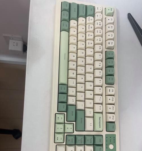 蓝牙键鼠的便捷与高效性（摆脱有线的束缚，让工作更自由）