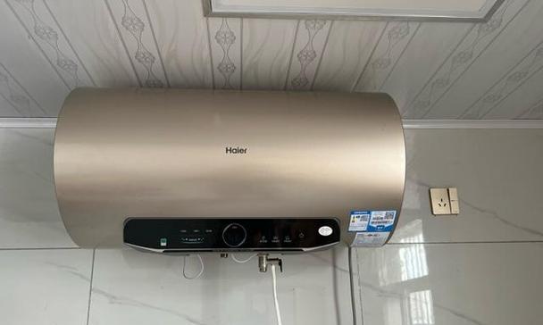 海尔Q6热水器的卓越表现（能效高、安全可靠、使用方便的家用热水器）
