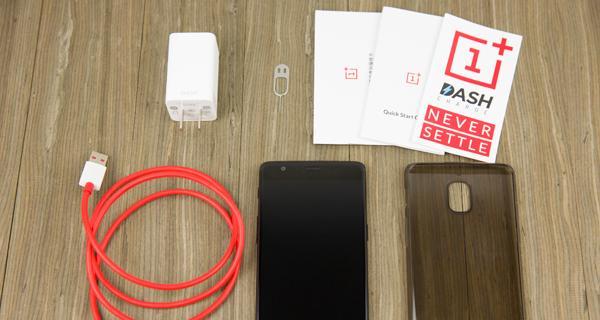 一加3T使用体验——一款性能卓越的智能手机（细节精致、操作流畅，打造无与伦比的使用体验）