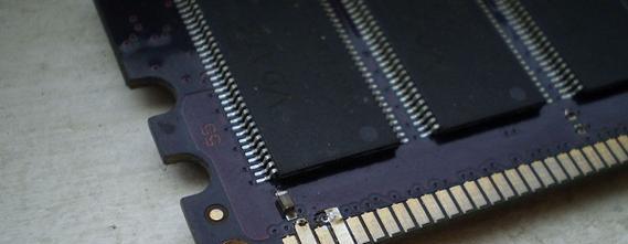 解析电脑蓝屏错误0x00000f4（探索0x00000f4错误导致的原因和解决方案）